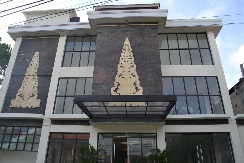 Ivanka Airport Inn Кута Екстер'єр фото