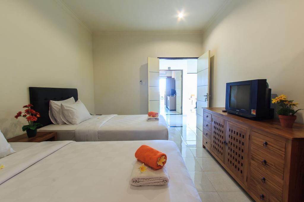 Ivanka Airport Inn Кута Екстер'єр фото