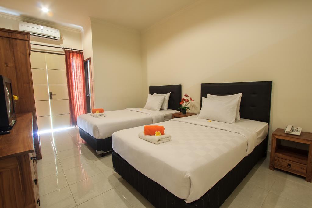 Ivanka Airport Inn Кута Екстер'єр фото